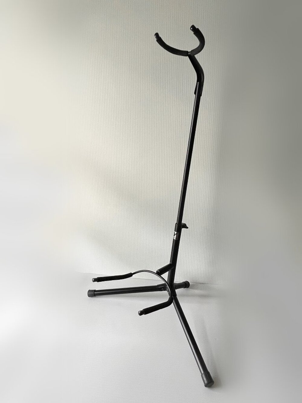 Vintage Yorkville Guitar Stand - Black